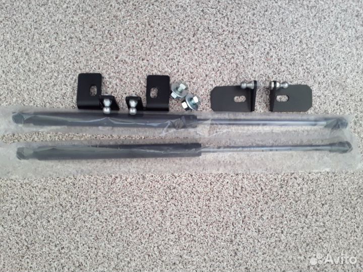 Комплект амортизаторов капота Ниссан Алмера G15