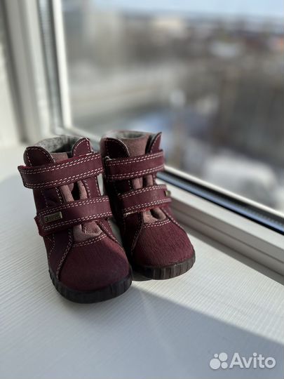 Ботинки демисезонные для девочки 22 размер