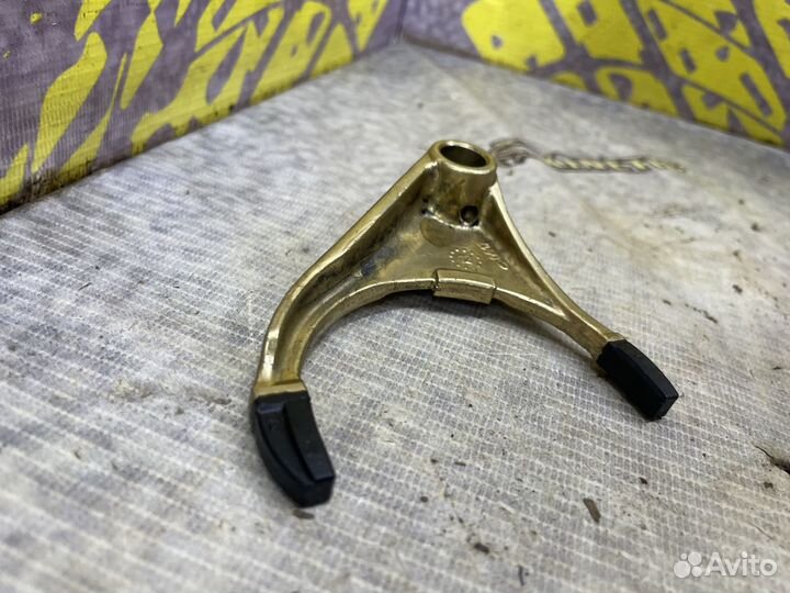 Вилка включения 3 4 передачи МКПП JH3 Логан Сандер