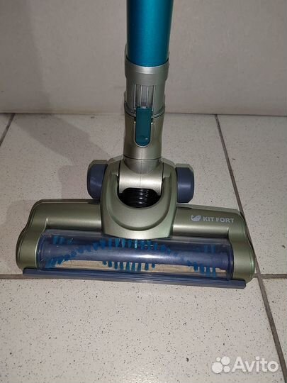 Вертикальный пылесос Kitfort кт-517-3