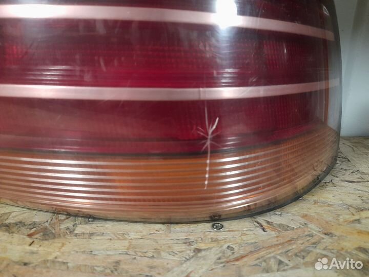 Фонарь правый Тойота Камри SV30 1993г