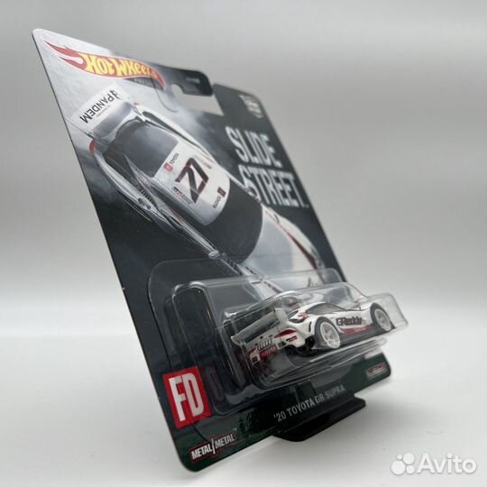 Машинка Hot Wheels 20 Toyota GR Supra