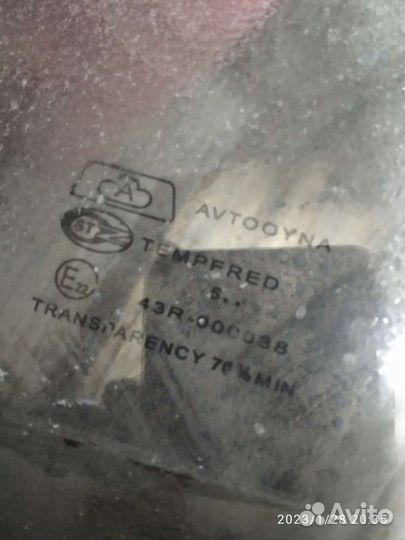 Стекло левое переднее nexia