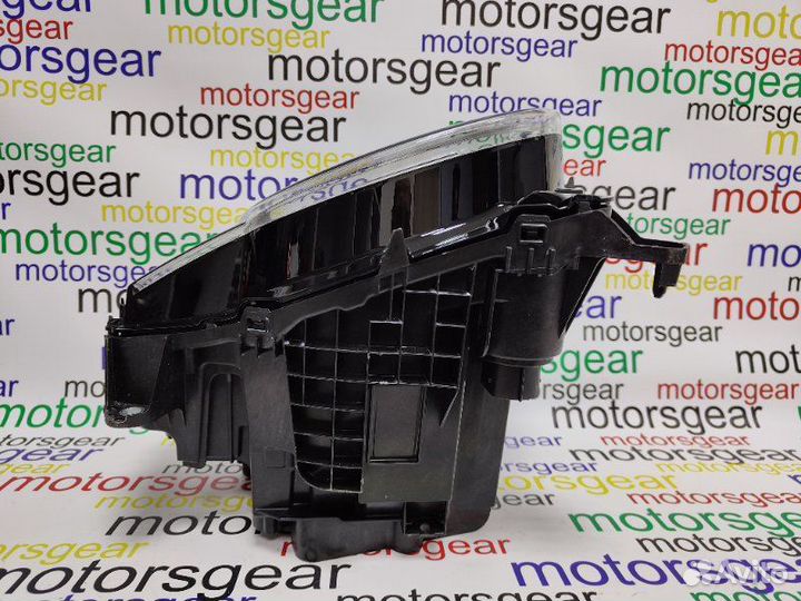 Правая LED Фара Land Rover Defender 2 L663 2020