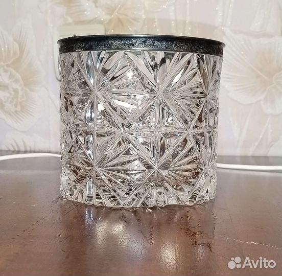 Ваза хрустальная