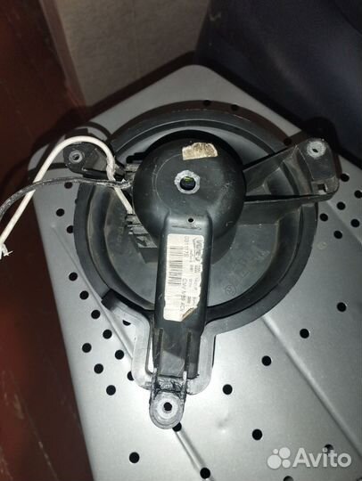 Моторчик печки citroen berlingo