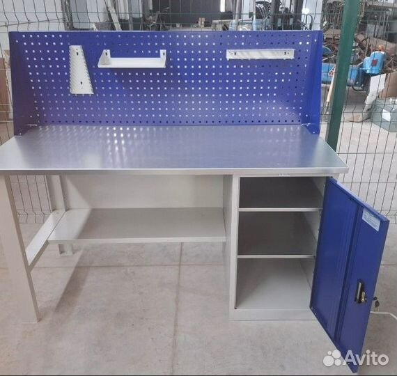 Верстак слесарный