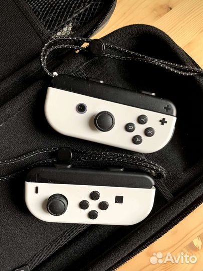 Nintendo switch joy con белые
