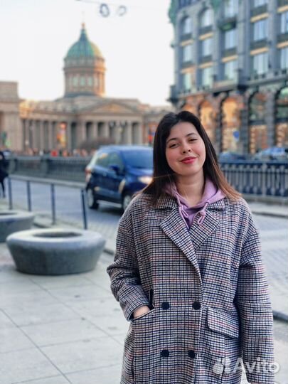 Преподаватель по рисованию