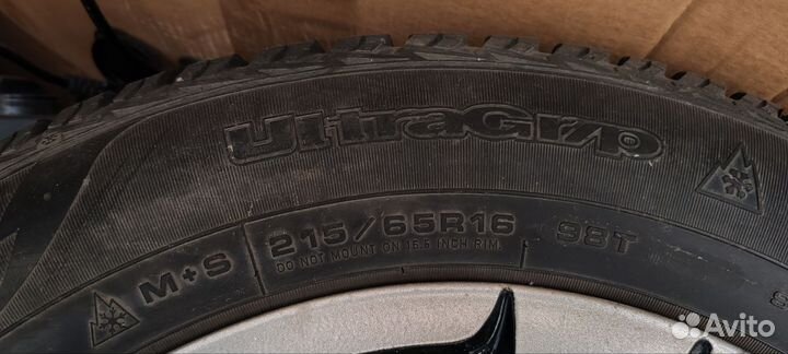 Goodyear UltraGrip Ice+ 215/65 R16 98T