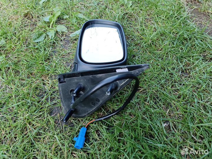 Зеркало левое на Chery Amulet A15