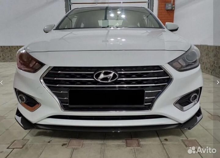 Сплиттер губа на бампер Hyundai