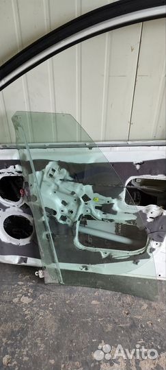 Запчасть для Toyota vitz 2001