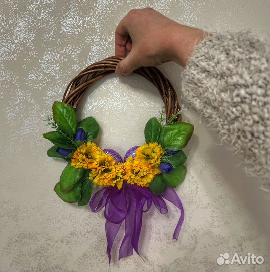 Веночек на стену или дверь Пасхальный из ротанга