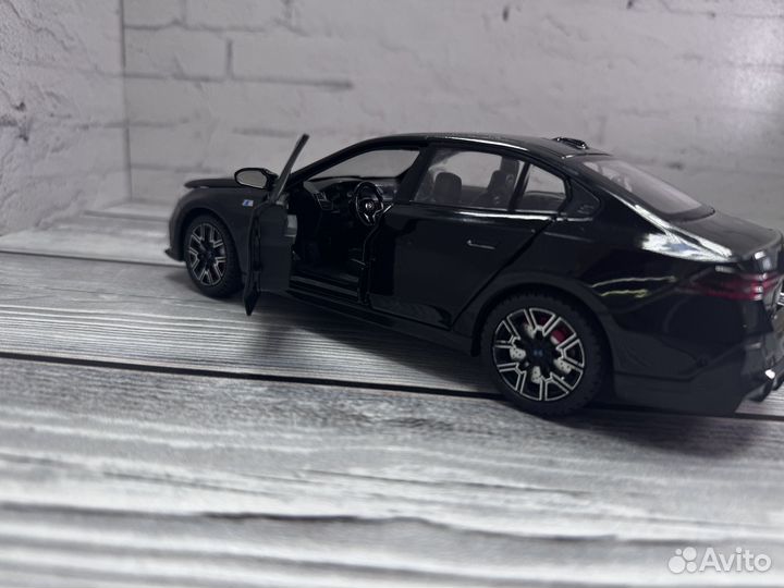 Модель автомобиля bmw m5 f90