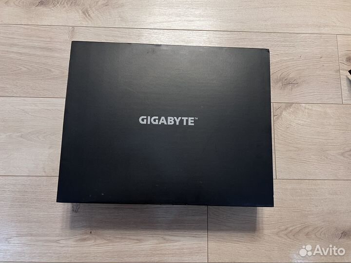 Референсная система охлаждения видеокарты gigabyte