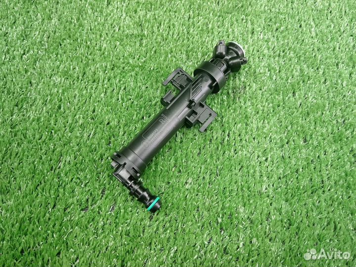 Форсунка омывателя фары правая Audi Q5 8R 09-17г V