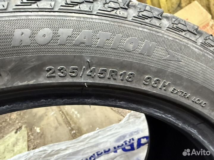 Kapsen IceMax RW501 235/45 R18