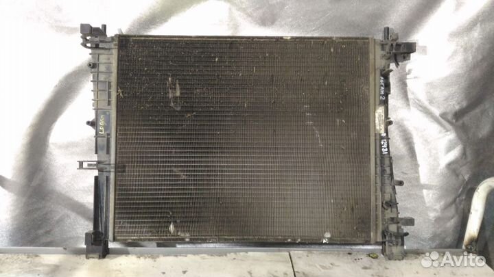Радиатор охлаждения Рено Логан после 014г