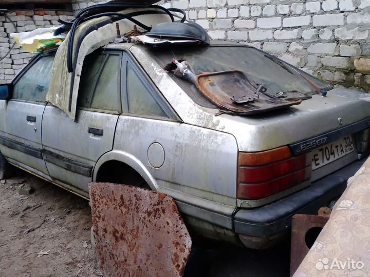 Мазда 626 в разборе