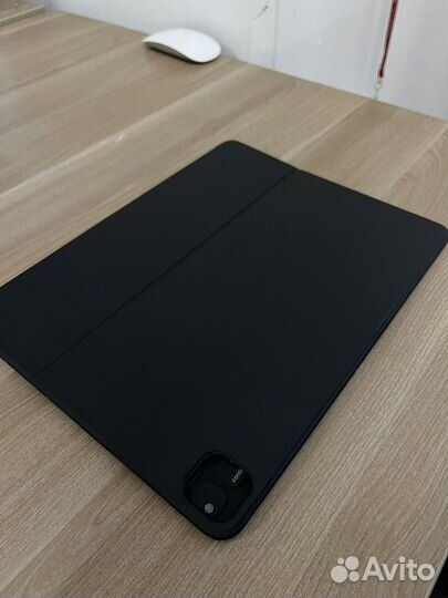 Чехол-клавиатура на iPad Pro 12,9 оригинал