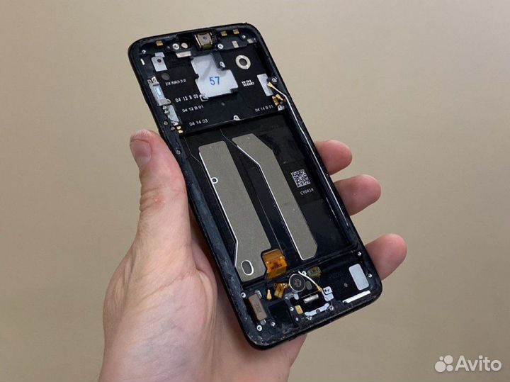 Смартфон OnePlus 6 (по запчастям)