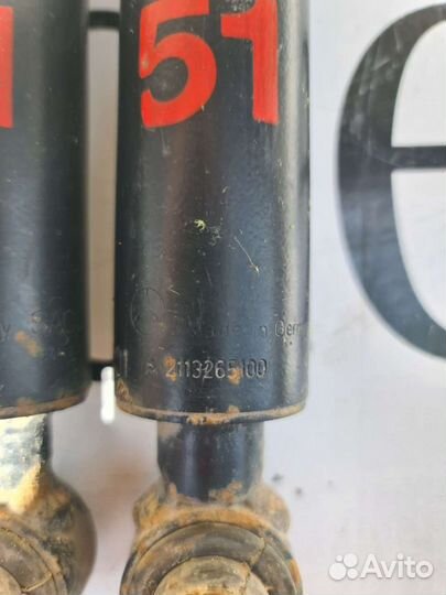 Комплект задних амортизаторов Mercedes W211