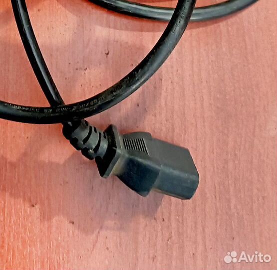 Кабели и мониторы для пк