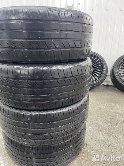 RoadX RXMotion U11 225/45 R18