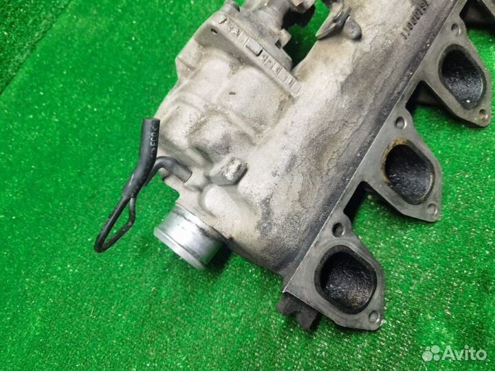 Коллектор впускной Ford Focus 2 купе 1.8 2006