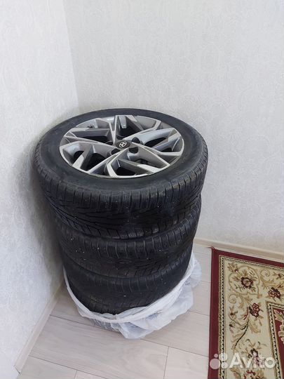 Литые диски в комплекте с шины 215/55R17 Sonata