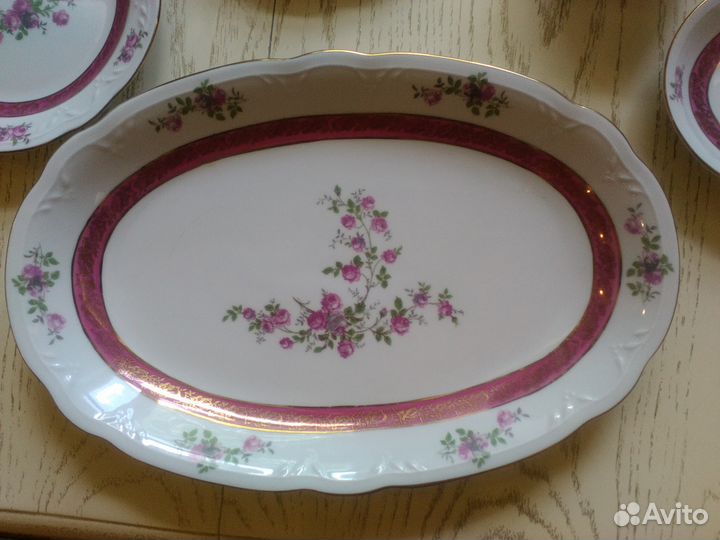 Остатки столового сервиза 