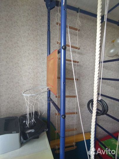 Спортивный уголок для детей (шведская стенка)