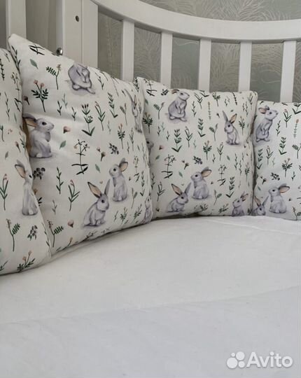 Бортики в кроватку новые