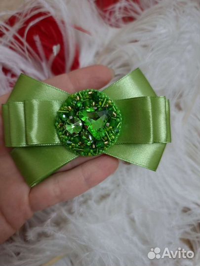 Брошь бант