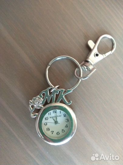 Часы - брелок Mary Kay