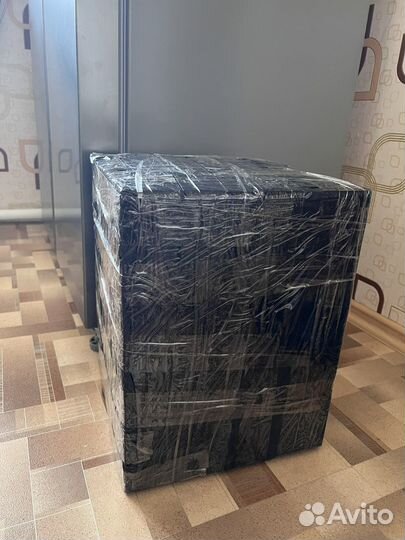 Игрушки коробкой. Бронь