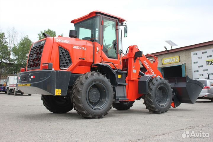 Фронтальный погрузчик Redstar 2400GT, 2023