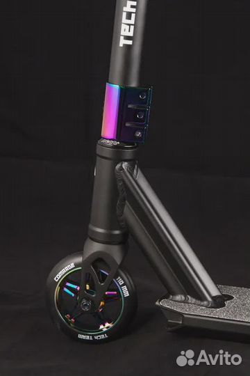 Трюковой самокат Tech Team Comrade