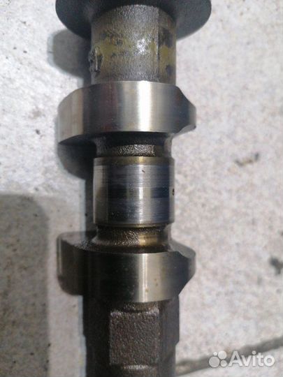 Распредвал впускной правый Nissan Teana J32 VQ25DE