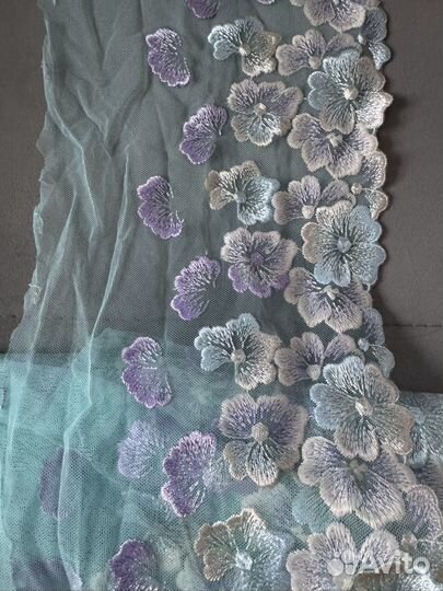 Сетка с вышивкой