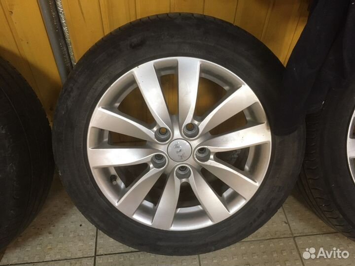 Диски литые вместе с резиной 205х55х16