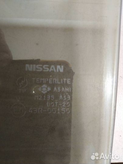 Стекло двери задней левой Infiniti QX4 JR50 1996-2