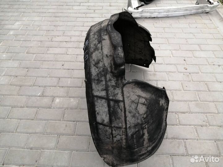 Подкрылок Левый Передний Ауди А6 С6