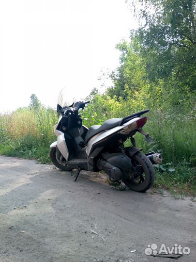 Скутер 150 кубов