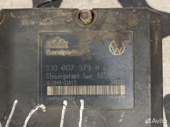 Блок ABS Volkswagen 1J0614217C