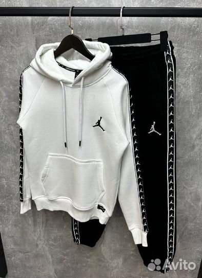 Спортивный костюм на флисе Jordan