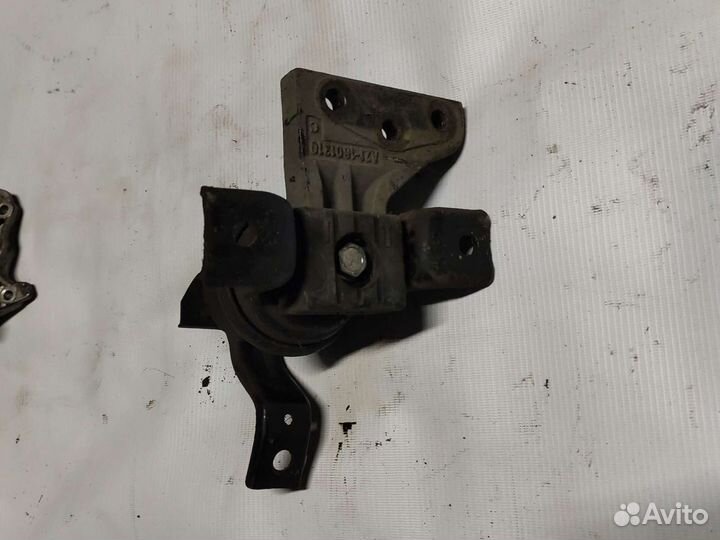 Подушка двигателя Чери Фора Эстина Вортекс