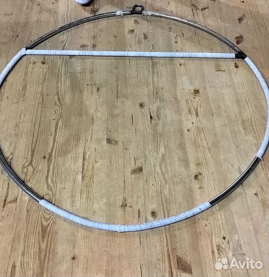 Кольцо для воздушной гимнастики с перекладиной