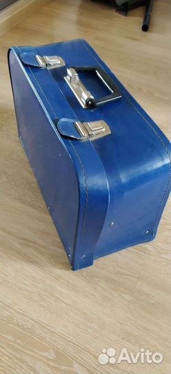 Швейная машинка 